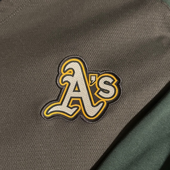 Men’s A’s Pullover - Picture 2 of 6